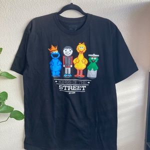 NWT Neff x Sesame mens black graphic tee-shirt